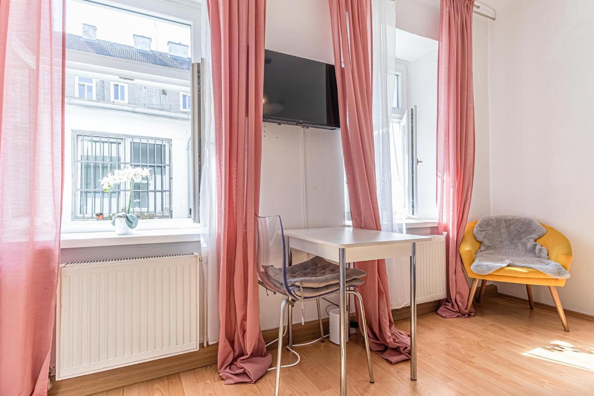 Double Delight - Apt. For Two Apartament